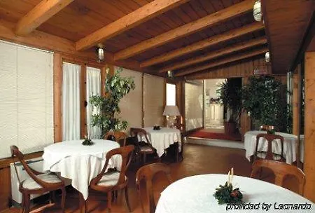 La Hotel 3*