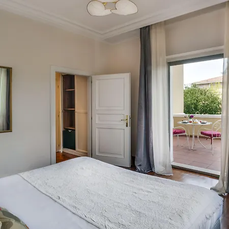 La Отель Сиена