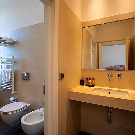 La Hotel