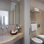 La Hotel Siena