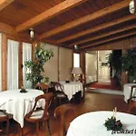 La Hotell 3*