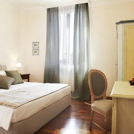 La Hotel
