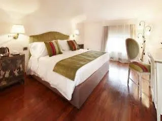 La Hotel